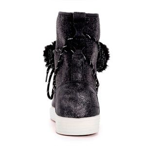 Beautiful Stylish Cute Dark Black Muk Luks Jacey Bootie Fall Winter Boots Shoes